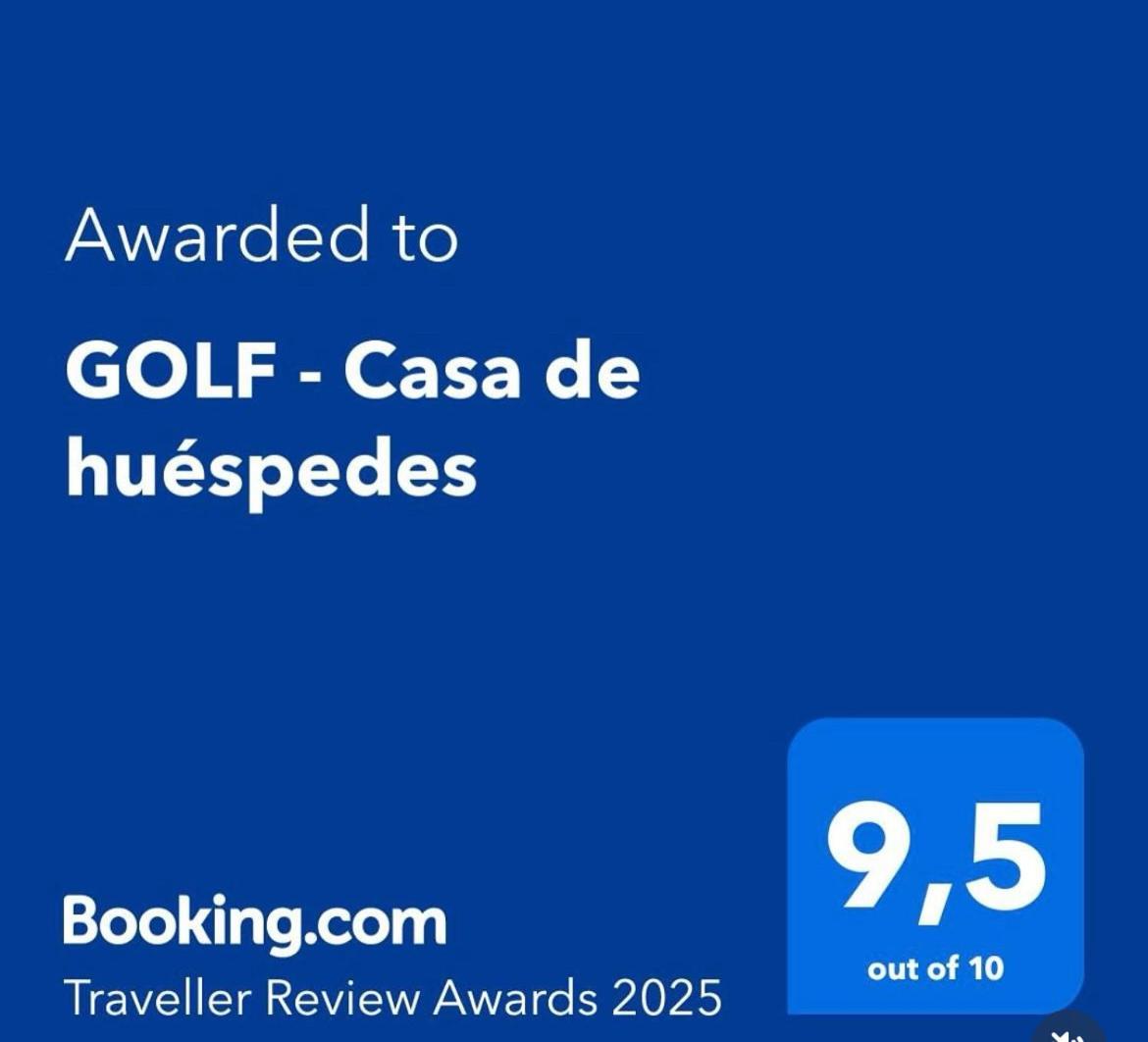 Golf - Casa De Huespedes Villa Tandil Buitenkant foto